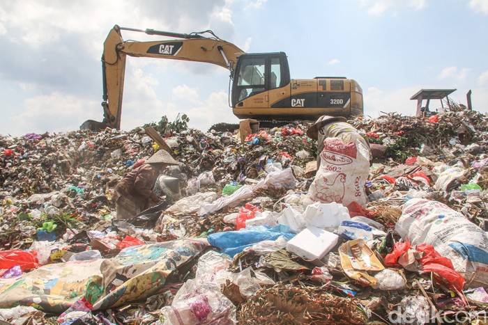 Kondisi korban masih sakit TPA Kebon Kongok di Desa Suka Makmur, Gerung, Lombok Barat.