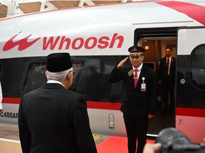 Maruf Amin Jajal Naik Whoosh, Jakarta-Bandung Cuma 40 Menit