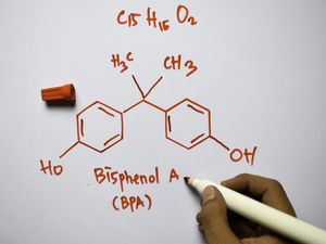 Dekat dengan Keseharian, BPA Teman atau Lawan?