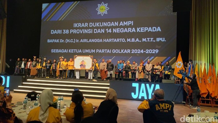 Angkatan Muda Pembaharuan Indonesia (AMPI). (Astrid/detikcom)