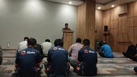 Jika ingin salat berjamaah, di Lobby hotel Aston Pekalongan Syariah ada masjid Ar Raudha yang bisa digunakan. Hotel ini memfasilitasi para tamu dan karyawan untuk menjalankan ibadah salat berjamaah. (Wahyu Setyo/detikTravel)