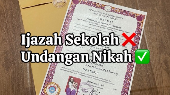 Desain unik kartu undangan pernikahan seperti ijazah mendadak viral di media sosial.