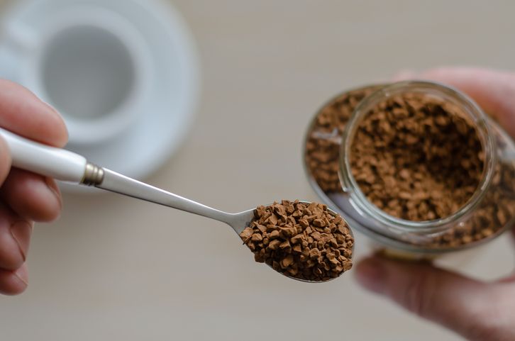 5 Efek Samping Sering Konsumsi Kopi Instan yang Perlu Diwaspadai