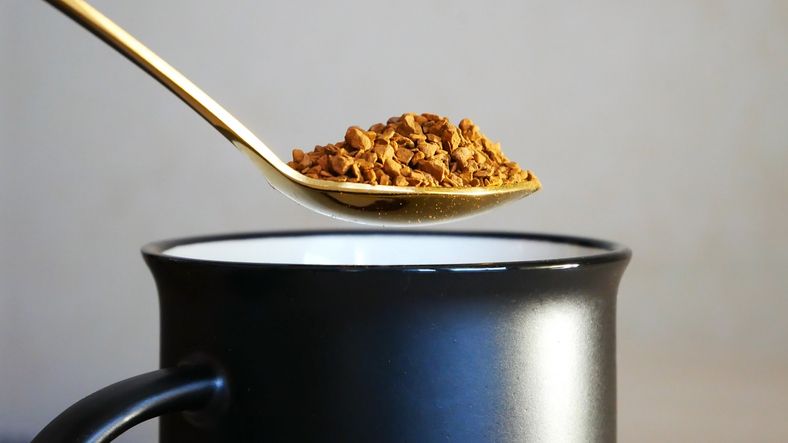 5 Efek Samping Sering Konsumsi Kopi Instan yang Perlu Diwaspadai