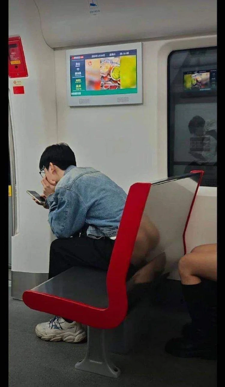 Foto Menipu Mata