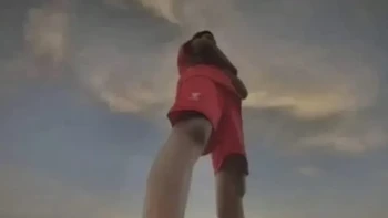 Tebak ini tangan atau kaki? Foto: Reddit