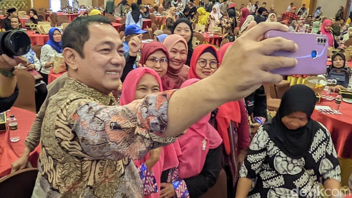 Ketua LKPP Hendrar Prihadi di Semarang, Jumat (2/8/2024).