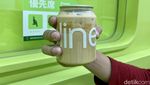Ngopi di Kafe Ini Serasa Ada di Gerbong Yamanote Line Jepang
