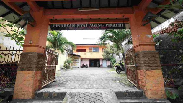 Makam Nyai Pinatih Gresik