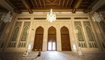 5 Keunikan Masjid Agung Sultan Qaboos di Oman yang Megah