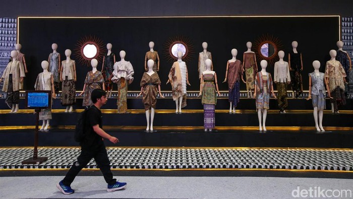 Melihat Pameran FEKDI dan KKI di JCC Bank Indonesia kembali menggelar acara Karya Kreatif Indonesia (KKI) bersamaan dengan Festival Ekonomi dan Keuangan Digital (FEKDI) 2024 di Jakarta Convention Center, pada tanggal 1 hingga 4 Agustus 2024.