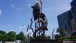 Icon Baru Monumen Suroboyo Wani dari Ribuan Knalpot Brong