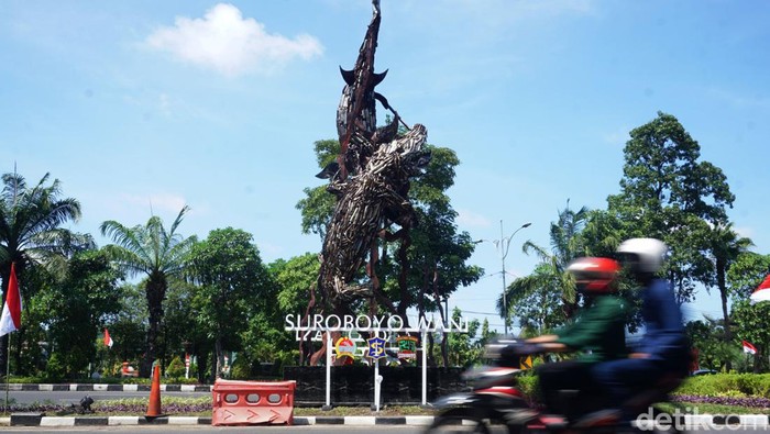 Monumen Suroboyo Wani