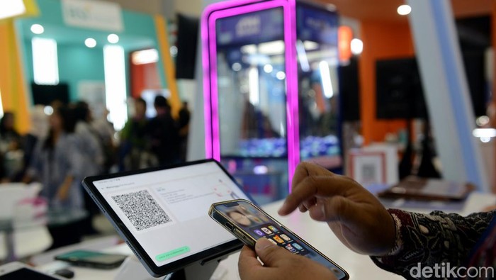Festival Ekonomi Keuangan Digital menjadi wujud nyata sinergi Pemerintahdan industri sistem pembayaran dan keuangan guna mempercepat ekosistem digitalisasi di Indonesia.