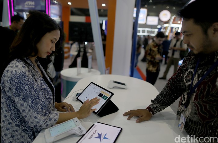 Festival Ekonomi Keuangan Digital menjadi wujud nyata sinergi Pemerintahdan industri sistem pembayaran dan keuangan guna mempercepat ekosistem digitalisasi di Indonesia.