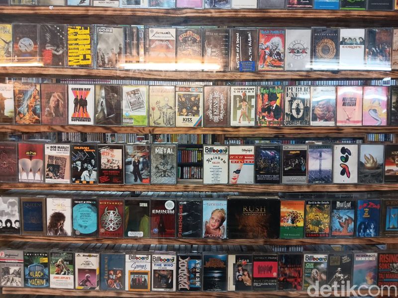 Penjual Kaset Blok M
