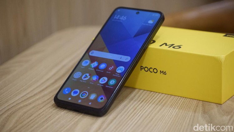 Poco M6 Poco M6