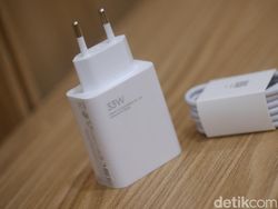 Unboxing Poco M6, HP Rp 2 Juta Punya Spek Menggoda di Kelasnya