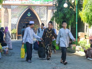 10 Pesantren Tertua di Indonesia, Usianya Sudah Ratusan Tahun