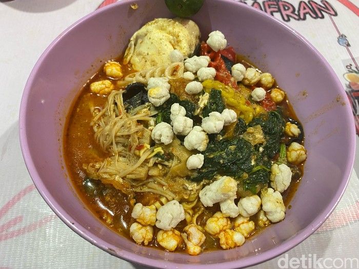 Seblak Disebut Makanan Tak Maskulin, Memicu Perdebatan