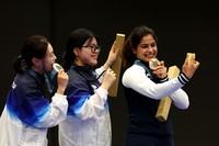 Selfie Kemenangan Olimpiade Paris 2024 pakai Galaxy Z Flip 6