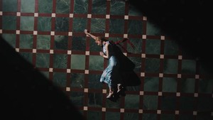 Teaser video pertama yang dirilis manajemen menampilkan kesan yang anggun tapi juga misterius. (Foto: dok. JYP Entertainment)