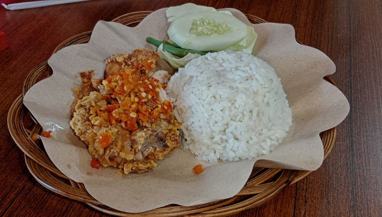 Ayam geprek