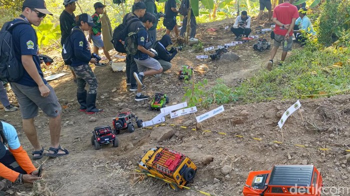 Ajang Kejurnas Offroad dan juga persaingan RC digelar di Semarang, Minggu (3/8/2024).