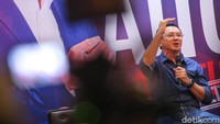 Mantan Gubernur DKI Jakarta Basuki Tjahaja Purnama alias Ahok menggelar kembali acara Ask Ahok Anything (A3) di Kota Kasablanka, Jakarta Selatan, Sabtu (3/8/2024).