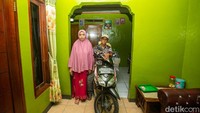 Sudah berjualan sejak tahun 1981 Edi memiliki nazar untuk membuat sebuah pondok ngaji di teras rumahnya dengan jerih payahnya sebagai penjual bubur. Niat baiknya itu juga disambut antusias oleh warga Kampung Buwek dan sekitarnya yang ikut membantu mewujudkan nazar Edi tersebut. Bahkan, uang hasil berjualan bubur sudah memberangkatkan Edi dan Istri umroh ke tanah suci. Tepatnya pada tahun 2019. Edi pun kini lebih akrab dipanggil haji Edi.