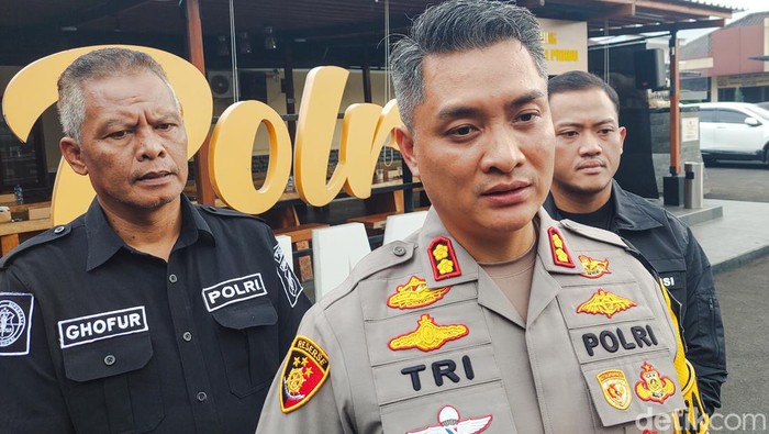 Kapolres Cimahi AKBP Tri Suhartanto
