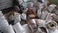 Sebelumnya, Staf Khusus Menteri Pertanian Sam Herodian juga menegaskan bahwa ekspor hanya akan dilakukan jika kebutuhan nasional sudah aman dan stok beras melimpah. (ANTARA FOTO/Nyoman Hendra Wibowo)  