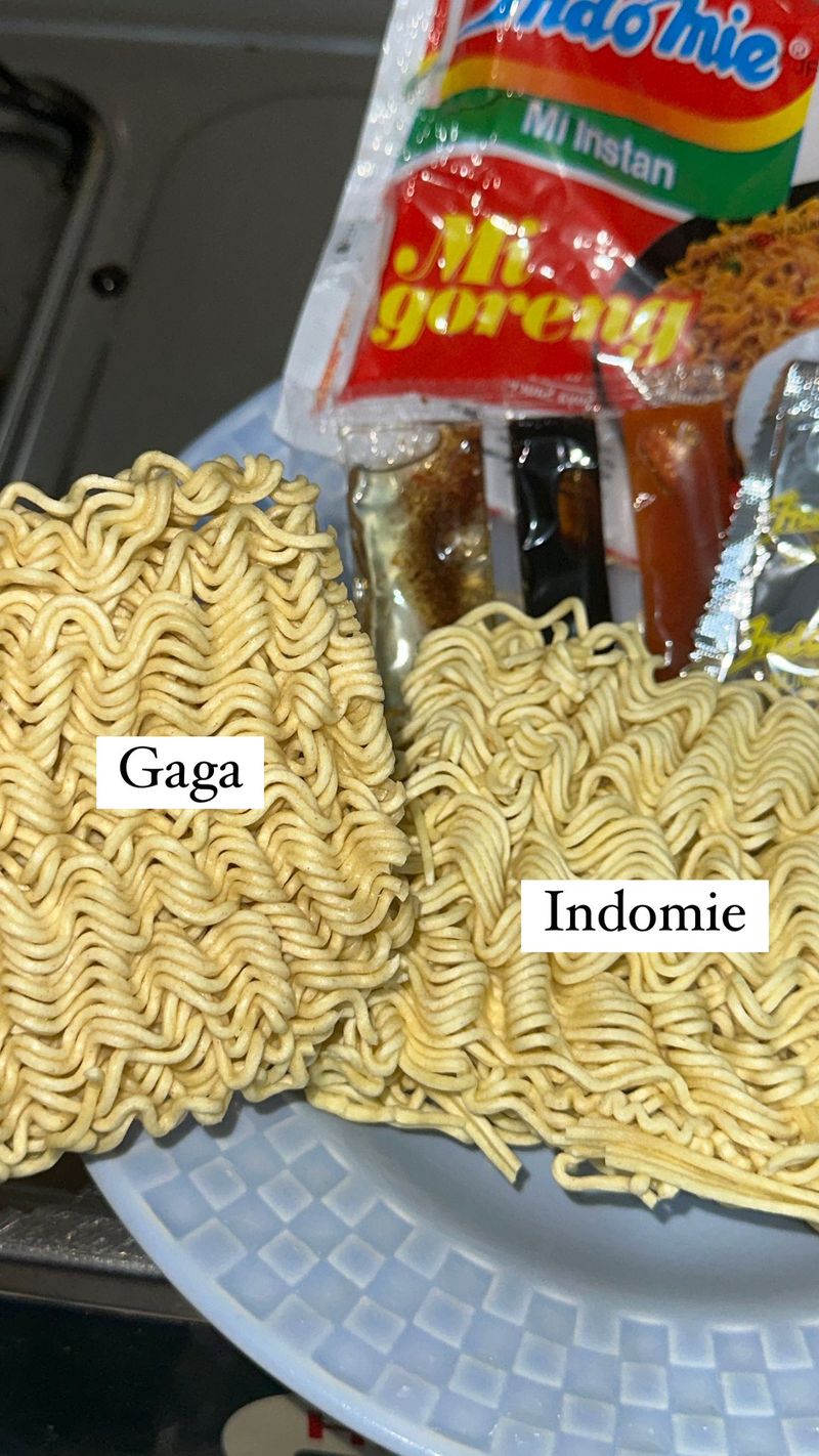 Mie Goreng Indomie dan Mie Gaga, Mana yang Lebih Enak?