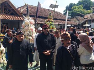 Ono Surono Bicara Diversifikasi Pangan Ala Warga Kampung Adat Cireundeu