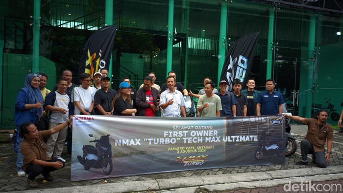 Penyerahan unit Yamaha NMax Turbo Tech Max Ultimate.
