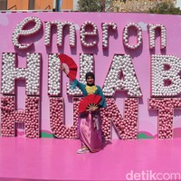 Acara ini didukung oleh Emeron Hijab Shampoo, Shopee Indonesia, Bank Syariah Indonesia, Social Media KipasKipas, EZnet by Telkomsel Internet Mudah Murah Untuk Seisi Rumah dan GIS Travel Sahabat Umroh dan Haji Anda. Foto: Aji Gosong/Wolipop