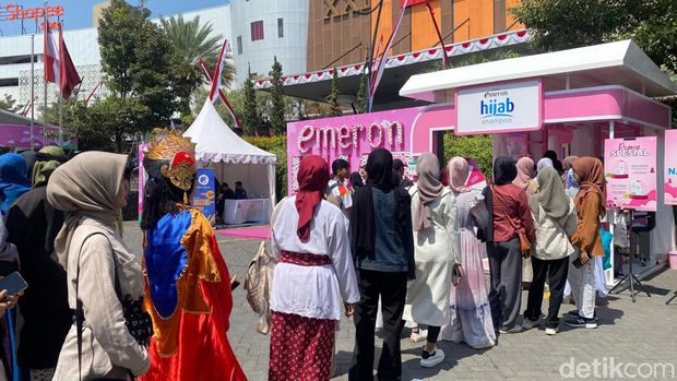 Peserta Emeron Hijab Hunt 2024 di Solo, Sabtu (3/8/2024).