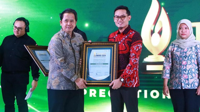 PT Pusri Palembang kembali sukses meraih penghargan pada ajang TJSL & CSR Award 2024