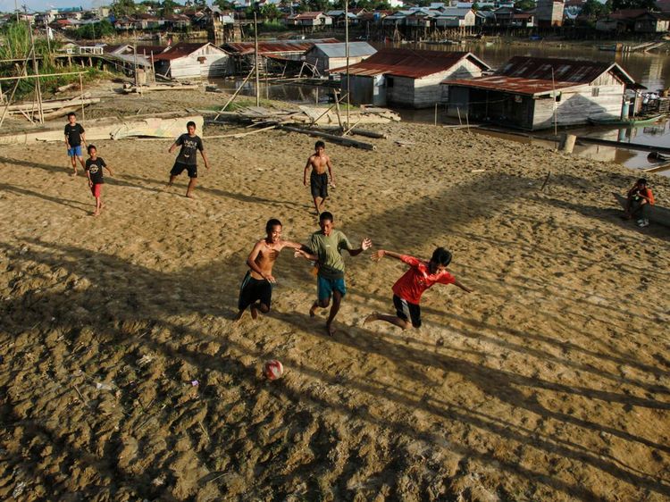 Sungai Kahayan di Palangka Raya Menyusut Akibat Musim Kemarau