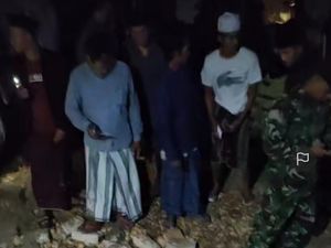 Detik-detik Surutnya Semburan Air Tersedot Masuk ke Lubang Sumur Bor