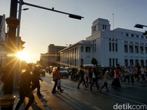 Menikmati Sore di Kota Lama Surabaya