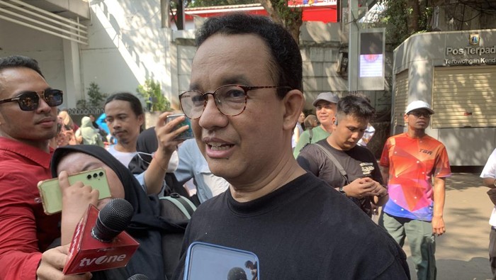 Klarifikasi Anies Baswedan Terkait Pernyataan Ahok Mengenai Komunikasi Terbatas