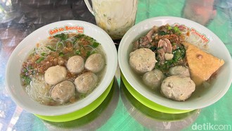 Di Kuningan Jaksel Ada Brisket Geprek hingga Bakso Solo Enak!