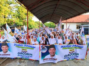 Anggota Majelis Taklim Majalengka Gabung Relawan Dukung Eman Suherman di Pilbup