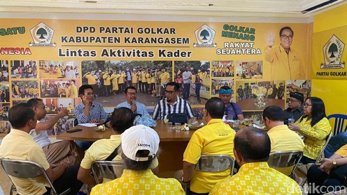 Golkar Karangasem saat melaksanakan rapat pleno terkait usulan calon pimpinan DPRD, Minggu (4/8/2024). (I Wayan Selamat Juniasa/detikBali)