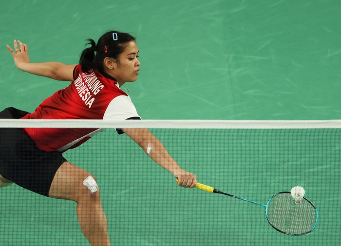 Gregoria Mariska Tunjung gagal melaju ke final cabor bulutangkis Olimpiade 2024. Dia kalah dari An Se-young 21-11, 13-21, dan 16-21. Duel berlangsung di Porte de La Chapelle Arena, Paris, Prancis, Minggu (4/8/2024).