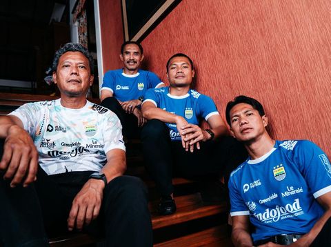 Jersey Persib musim 2024/2025