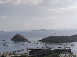 Layanan Kapal Wisata ke TN Komodo Ditutup, Warga: Rasanya Kayak Corona Lagi