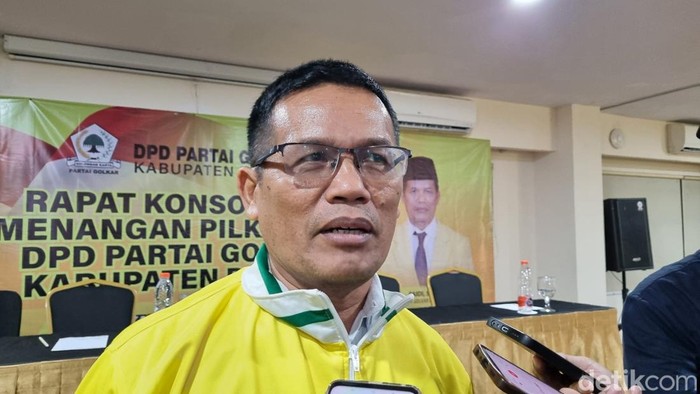 Ketua DPD II Golkar DIY, Paidi, Minggu (4/8/2024).
