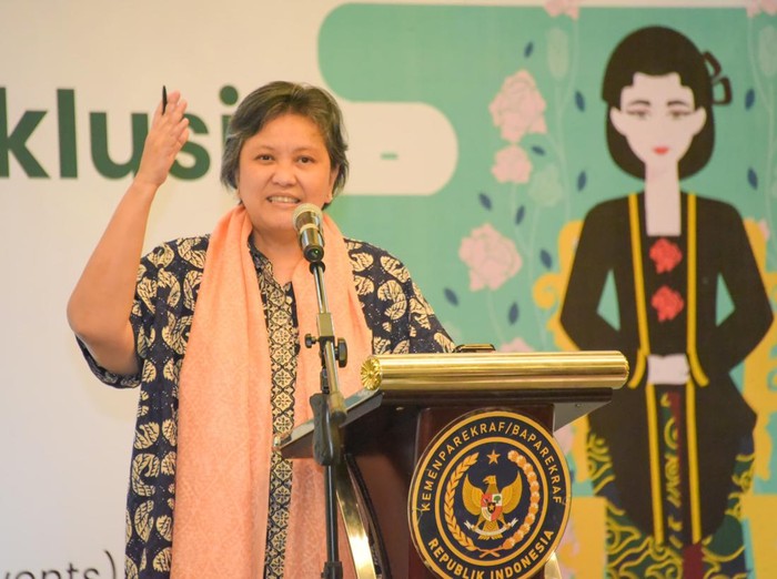 Lestari Moerdijat